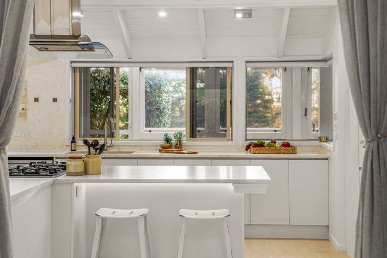 Photo of property in 56 Joblin Road, Wainui, Silverdale, 0994