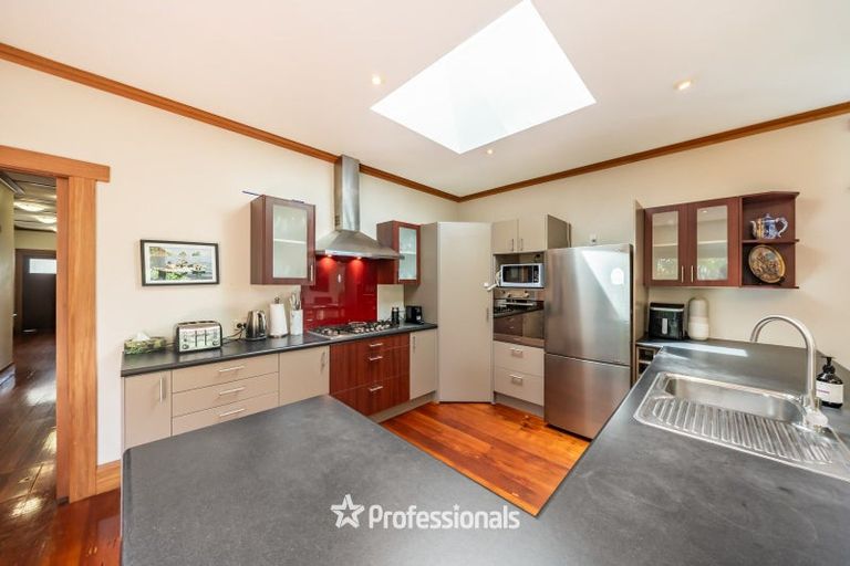 Photo of property in 143 Whites Line East, Waiwhetu, Lower Hutt, 5010