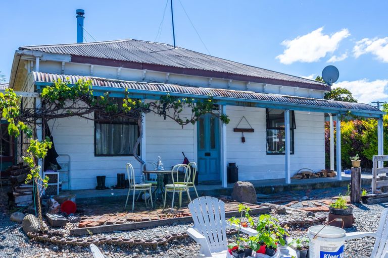 Photo of property in 3 Fergusson Street, Geraldine, 7930