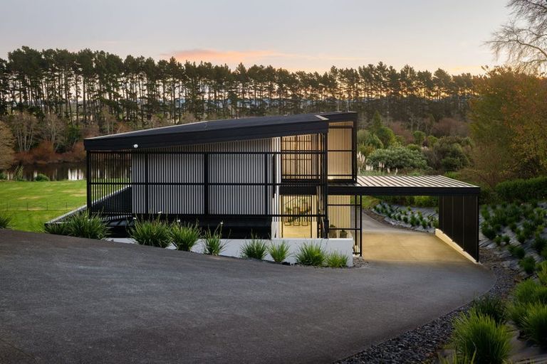 Photo of property in 2221 River Road, Horsham Downs, Hamilton, 3281