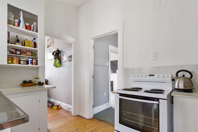 Photo of property in 10 Dobson Street, Waimate, 7924