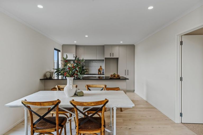 Photo of property in 16 Rehua Way, Papamoa, 3118