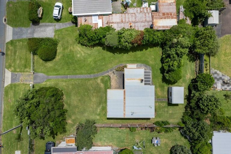 Photo of property in 70 Moana Street, Otaki Beach, Otaki, 5512