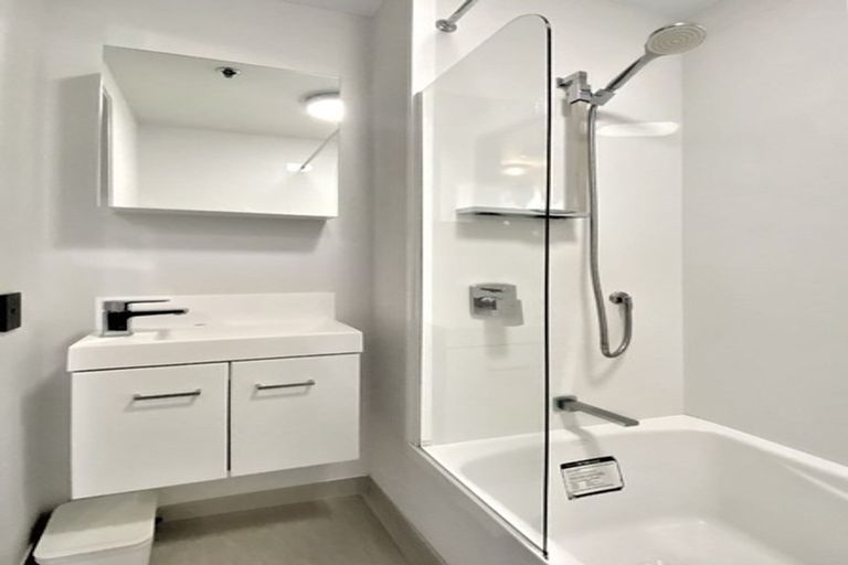 Photo of property in Vedado Apartments, 208/41 Hopper Street, Mount Cook, Wellington, 6011