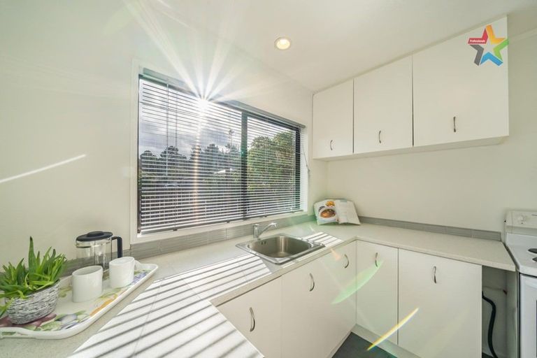 Photo of property in 12 Kennedy Grove, Stokes Valley, Lower Hutt, 5019