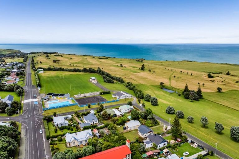 Photo of property in 4 Middlesex Street, Patea, 4520