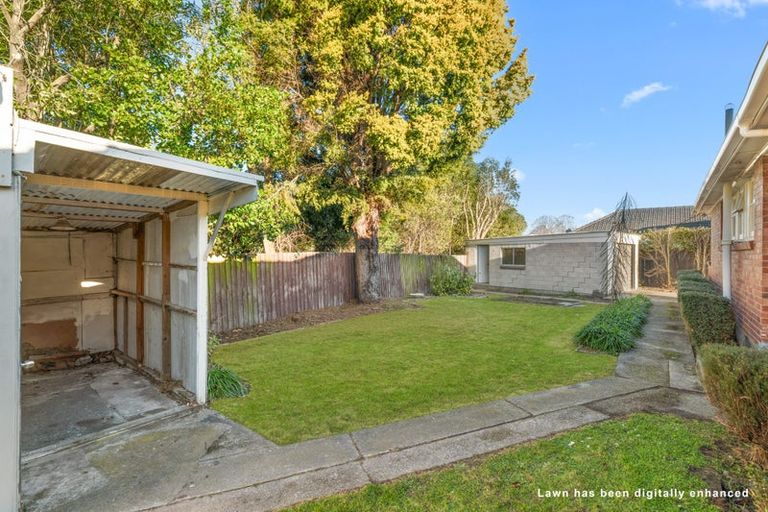 Photo of property in 5 Sealy Place, Bryndwr, Christchurch, 8053