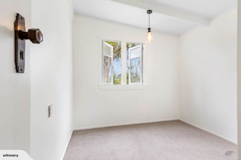 Photo of property in 15 Waitakere Road, Waitakere, Auckland, 0816