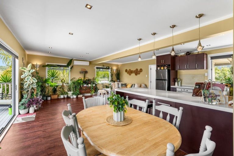 Photo of property in 34 Manaia Road, Tairua, 3508