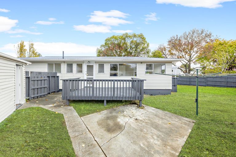 Photo of property in 14 Chantal Place, Red Hill, Papakura, 2110