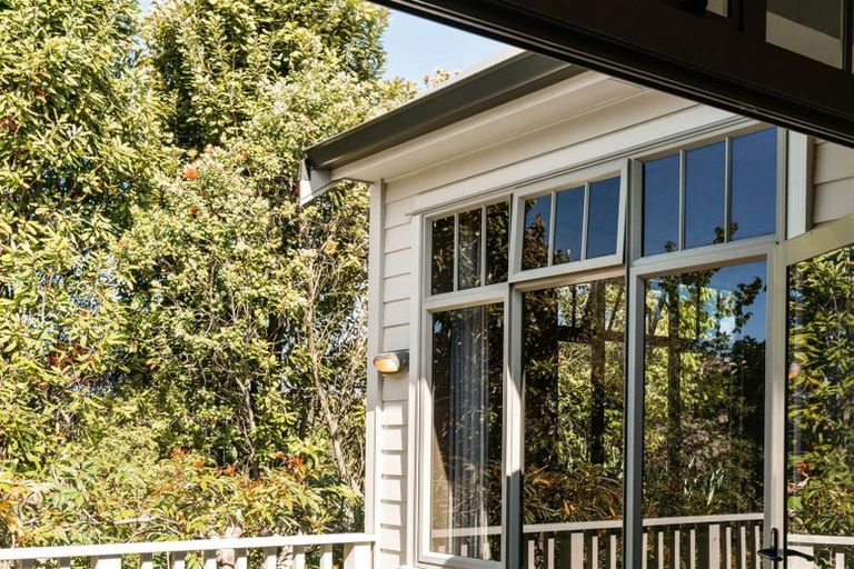 Photo of property in 111 Kaitemako Road, Welcome Bay, Tauranga, 3112