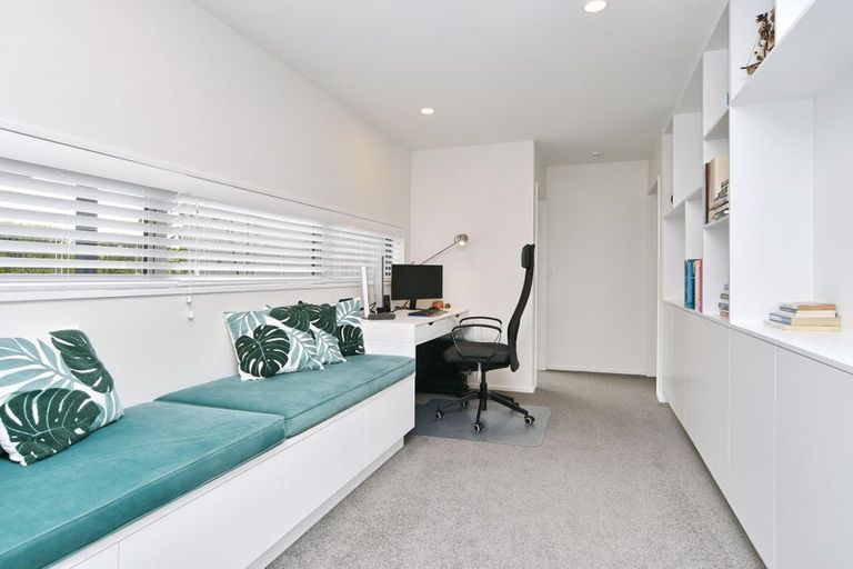 Photo of property in 1 Blue Jacket Drive, Halswell, Christchurch, 8025