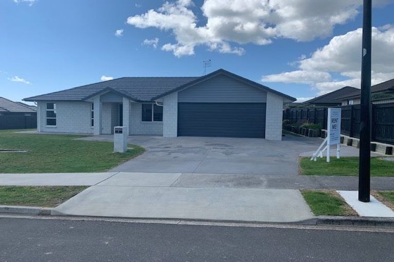 Photo of property in 2 Lakeside Terrace, Omokoroa, 3114
