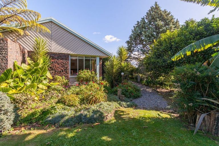 Photo of property in 70 Central Takaka Road, Takaka, 7183