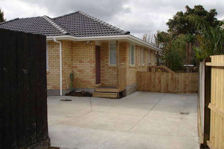 Photo of property in 36a Pine Avenue, Henderson, Auckland, 0612