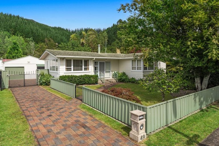 Photo of property in 49 Porritt Drive, Kawerau, 3127