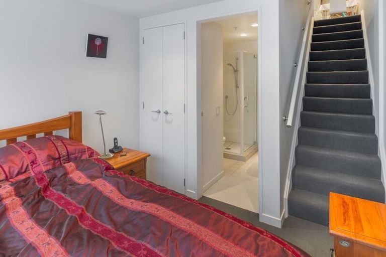 Photo of property in Monument Apartments, 2e/245 Wakefield Street, Te Aro, Wellington, 6011