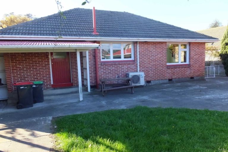 Photo of property in 5 Gladson Avenue, Sockburn, Christchurch, 8042