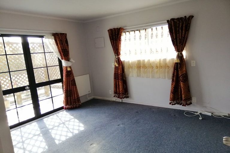 Photo of property in 28 Langdale Avenue, Paraparaumu, 5032