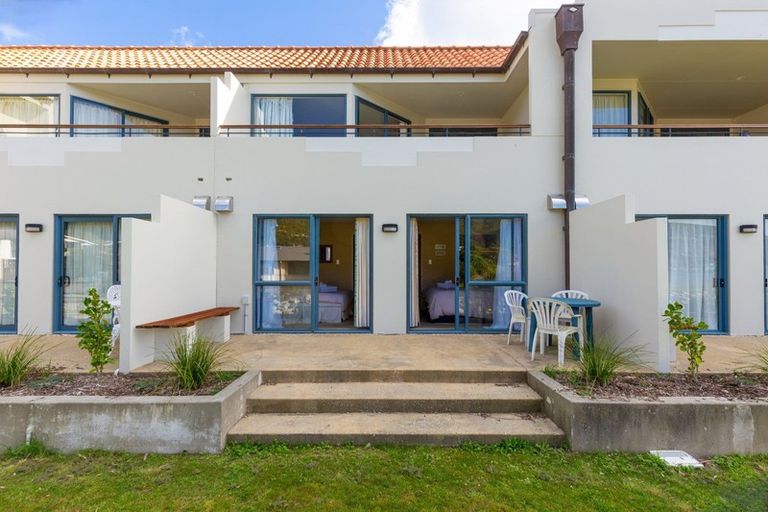 Photo of property in 9/45 Beach Road, Waikawa, Picton, 7220