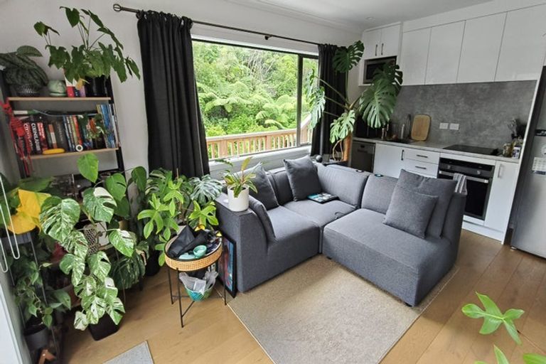 Photo of property in 8 Silverstream Road, Crofton Downs, Wellington, 6035