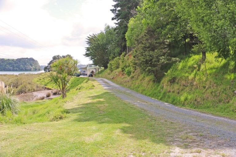 Photo of property in 531 Mahurangi West Road, Mahurangi West, Warkworth, 0983
