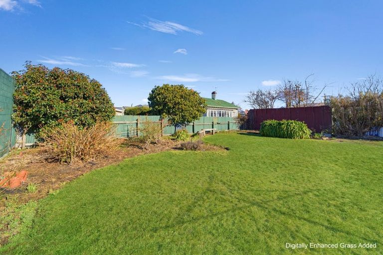 Photo of property in 22 Crombie Street, Gore, 9710