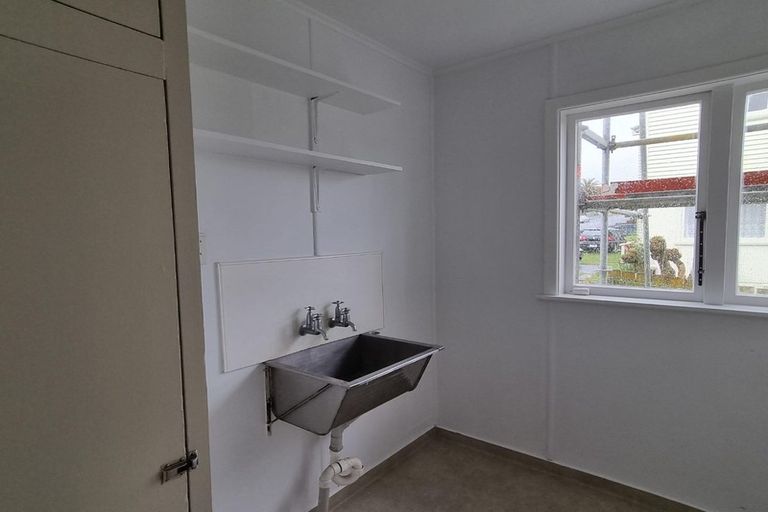 Photo of property in 20a-b Kokiri Crescent, Waitangirua, Porirua, 5024