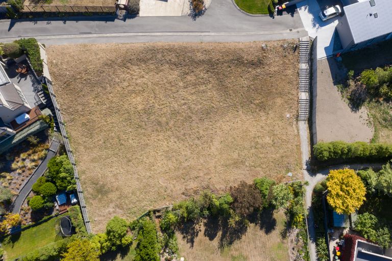 Photo of property in 7 Sasaram Lane, Cashmere, Christchurch, 8022