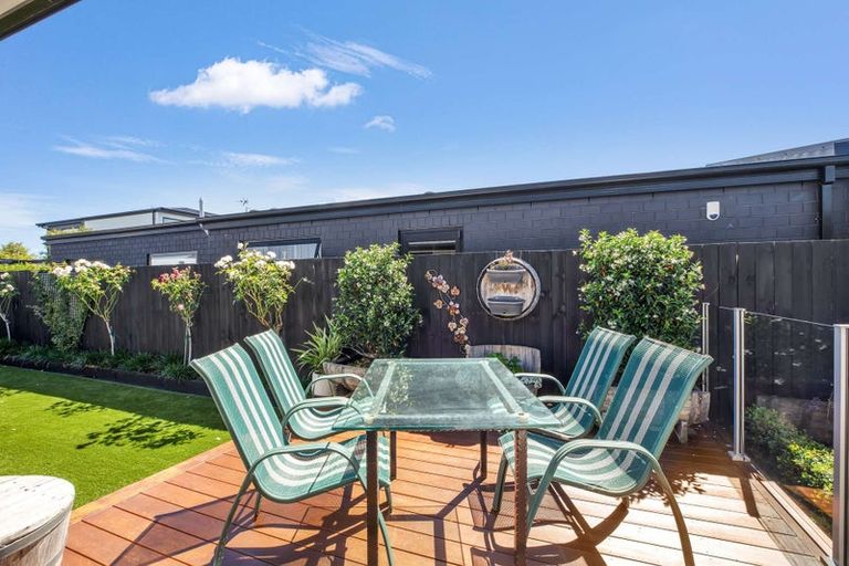 Photo of property in 28 Henrietta Street, Marshland, Christchurch, 8083