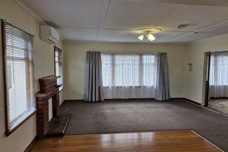 Photo of property in 38 Lismore Street, Strandon, New Plymouth, 4312