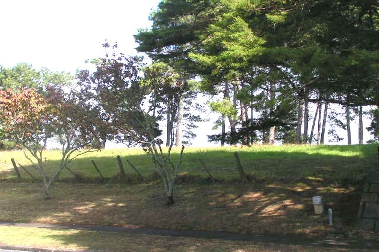 Photo of property in 41 Grenada Avenue, Forrest Hill, Auckland, 0620