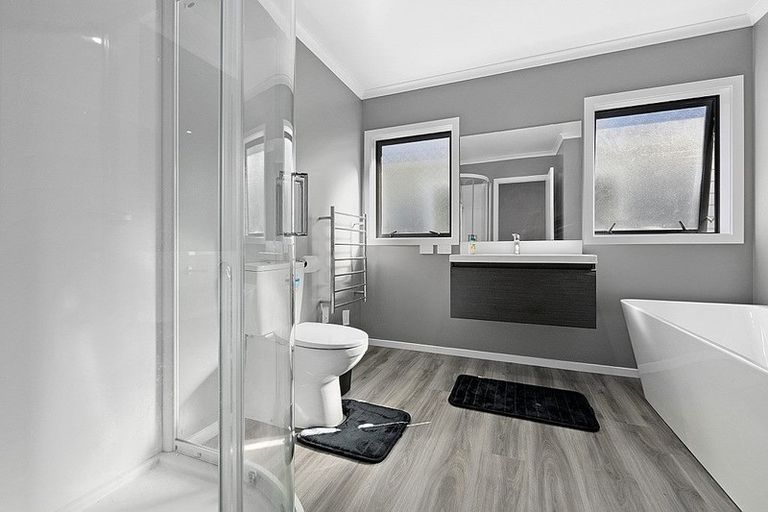 Photo of property in 44 Ruahine Street, Trentham, Upper Hutt, 5018