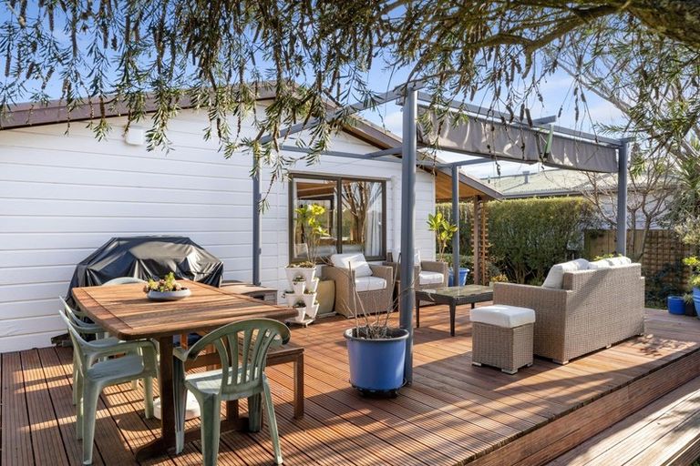 Photo of property in 10 Manawa Avenue, Raumati Beach, Paraparaumu, 5032