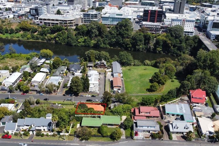 Photo of property in 24 Opoia Road, Hamilton East, Hamilton, 3216