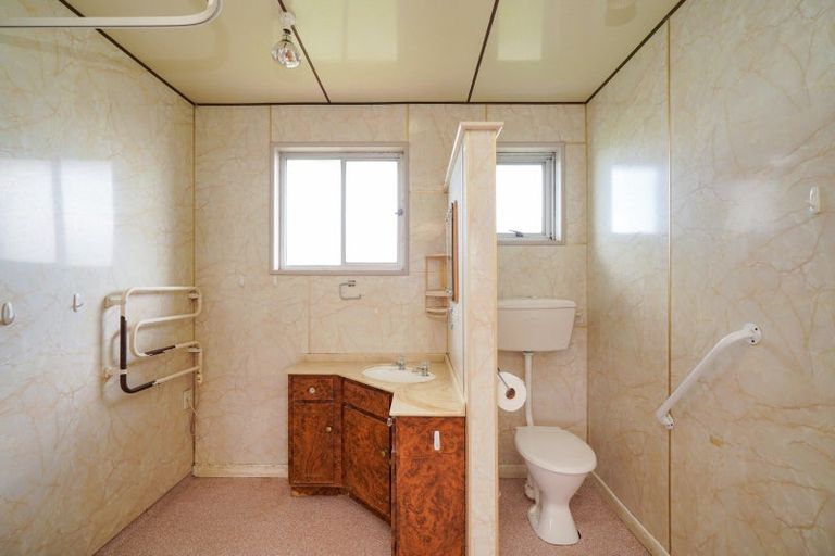 Photo of property in 15 Nevis Crescent, Grasmere, Invercargill, 9810