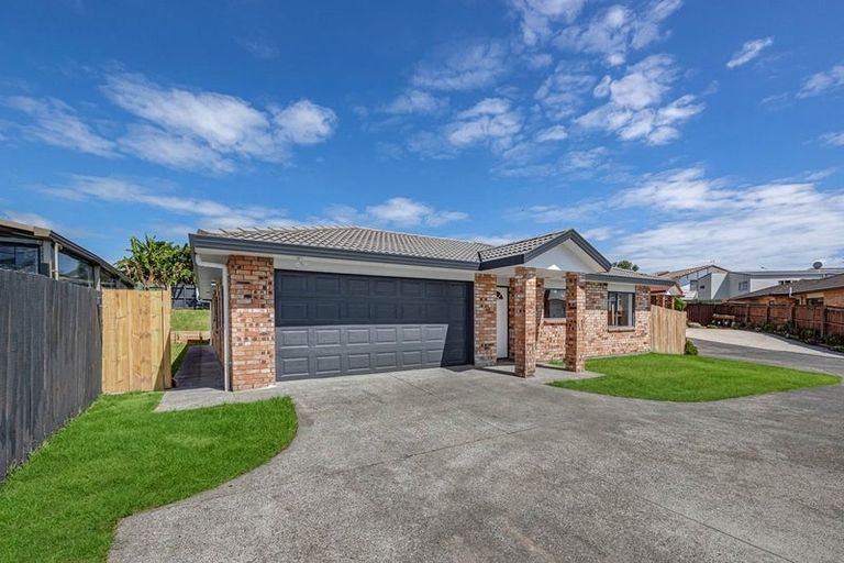 Photo of property in 60 Robert Ross Place, Clendon Park, Auckland, 2103