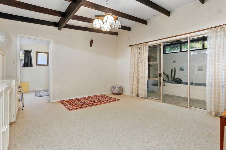 Photo of property in 23a Waiwera Place, Waiwera, Orewa, 0994