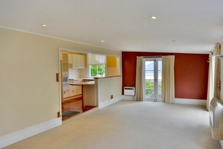 Photo of property in 1/46 Palmerston Road, Birkenhead, Auckland, 0626