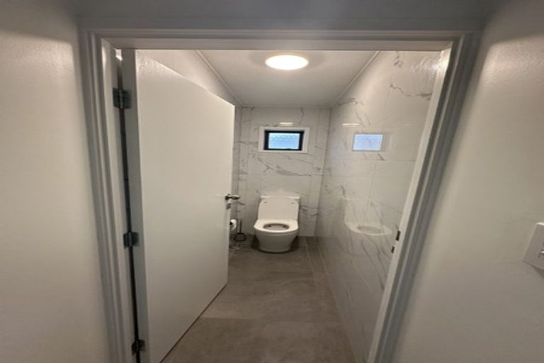 Photo of property in 59a View Road, Henderson, Auckland, 0612