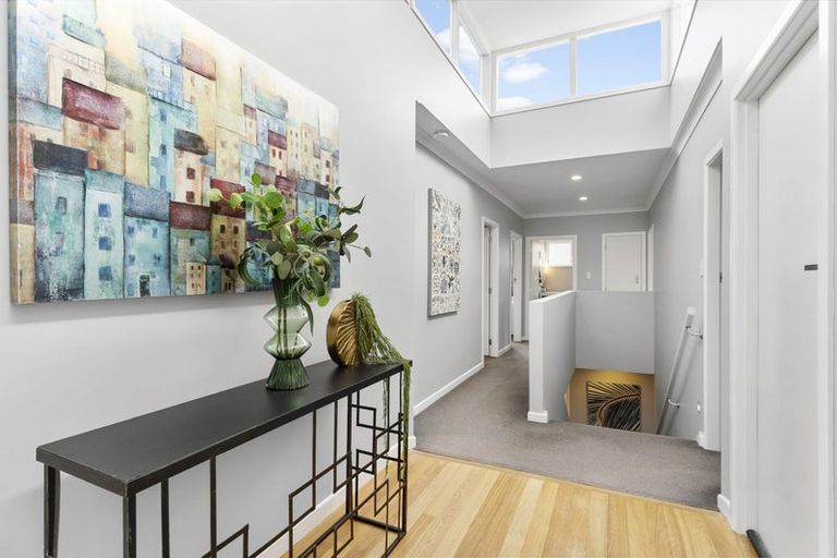 Photo of property in 53 Milne Terrace, Island Bay, Wellington, 6023