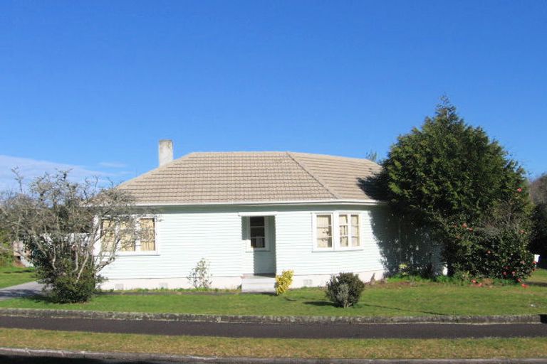 Photo of property in 1 Galway Avenue, Hamilton East, Hamilton, 3216