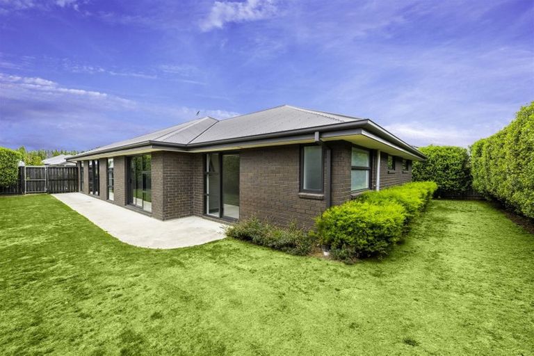 Photo of property in 3 Jefferson Close, Halswell, Christchurch, 8025