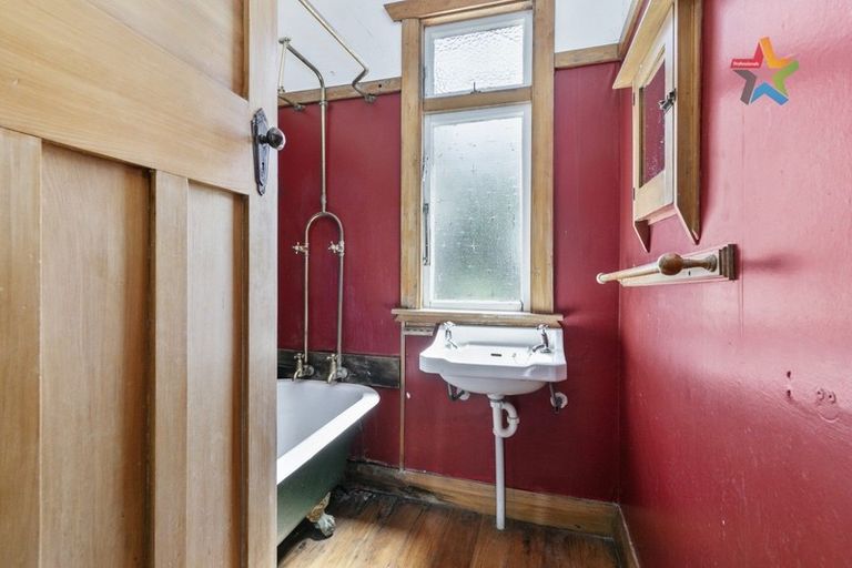 Photo of property in 49 Nelson Street, Petone, Lower Hutt, 5012