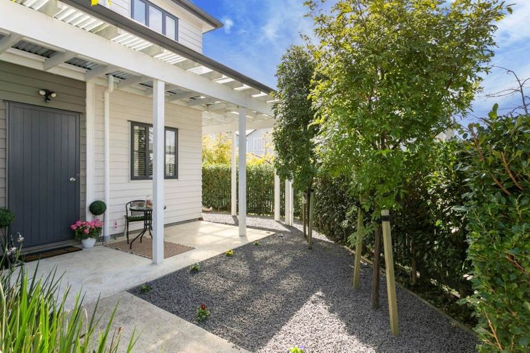Photo of property in 69 Saddleback Crescent, Papakura, 2110