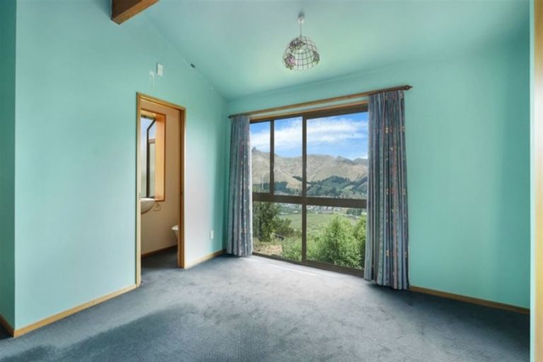 Photo of property in 17 Brigid Place, Mount Pleasant, Christchurch, 8081