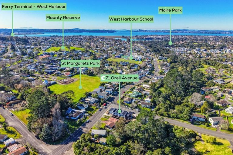 Photo of property in 71 Oreil Avenue, West Harbour, Auckland, 0618