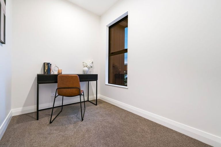 Photo of property in 28 Evergreen Parade, Rosehill, Papakura, 2113