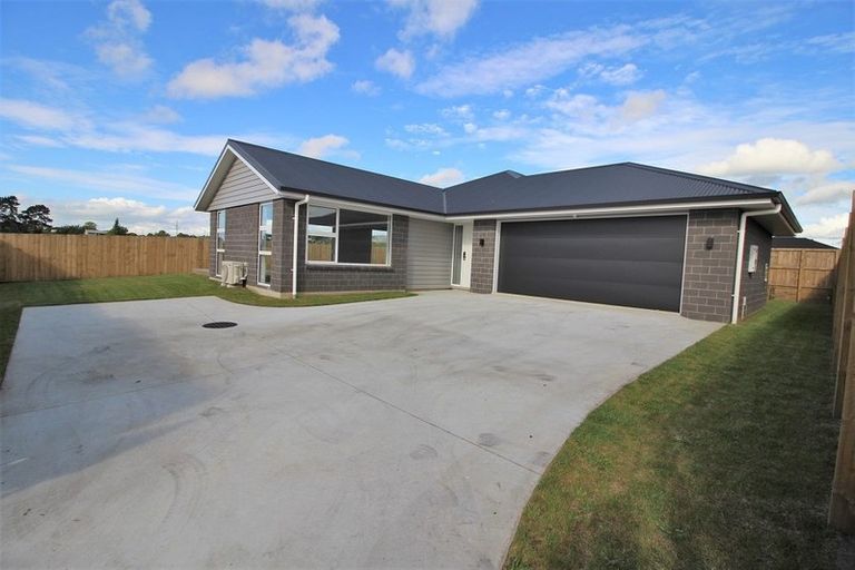 Photo of property in 10a Faber Place, Rototuna North, Hamilton, 3210
