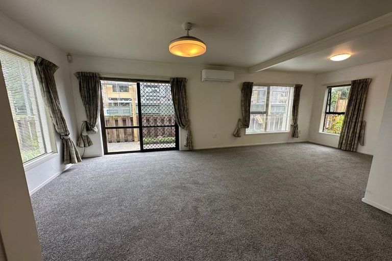 Photo of property in 1/108 Celtic Crescent, Ellerslie, Auckland, 1051